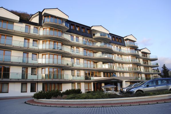 Blzke okolie apartmnu - susedn hotel Kristoff Plaza